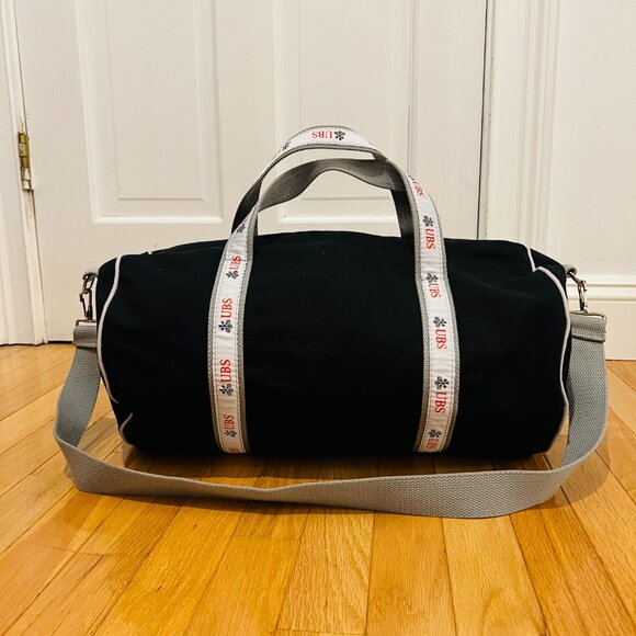 UBS Banker Duffle Bag NEW, Authentic VERY RARE~! - Picture 3 of 7